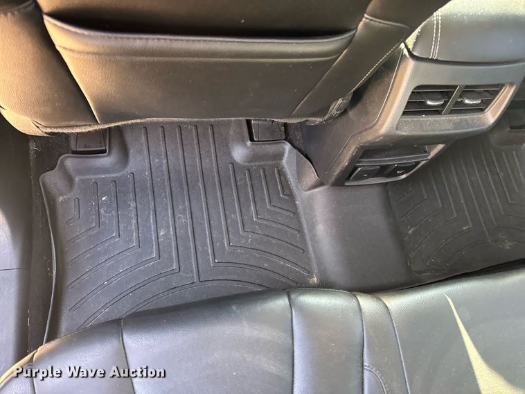 image for item EN5230 2020 Ford Edge Titanium SUV