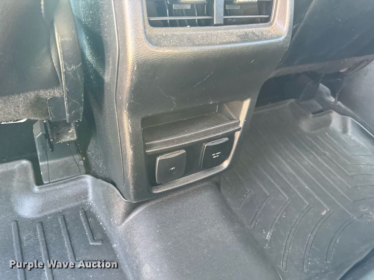 image for item EN5230 2020 Ford Edge Titanium SUV