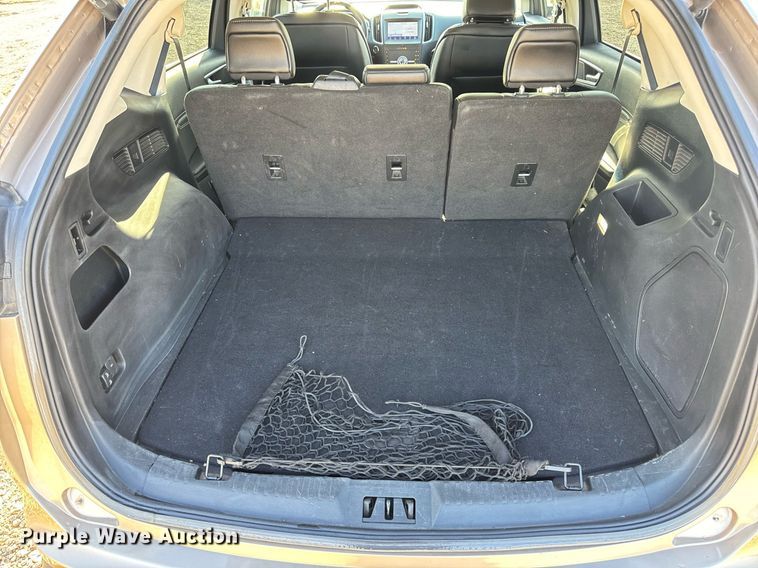 image for item EN5230 2020 Ford Edge Titanium SUV