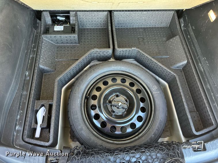 image for item EN5230 2020 Ford Edge Titanium SUV