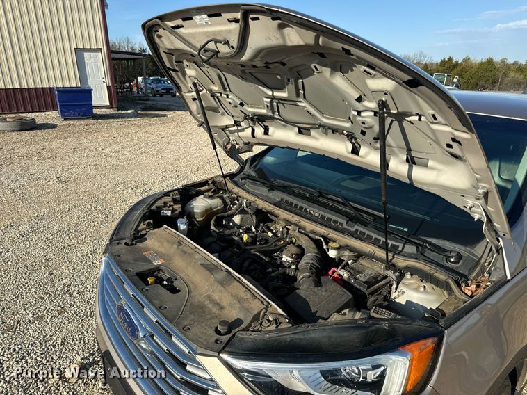 image for item EN5230 2020 Ford Edge Titanium SUV