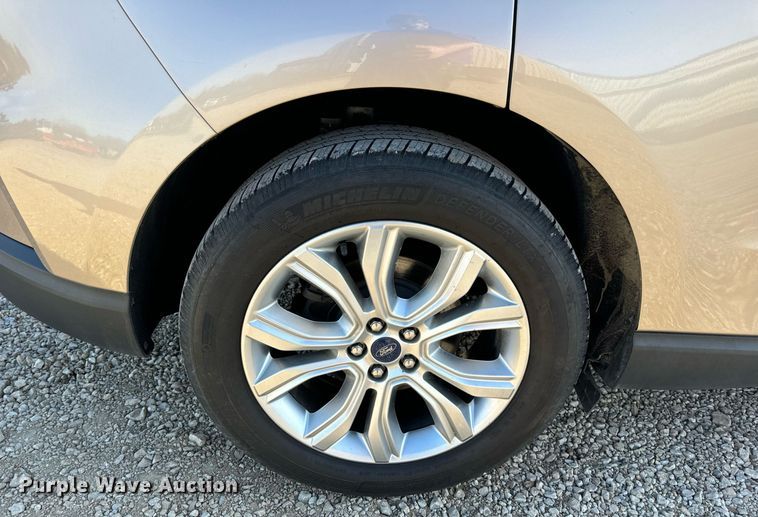 image for item EN5230 2020 Ford Edge Titanium SUV