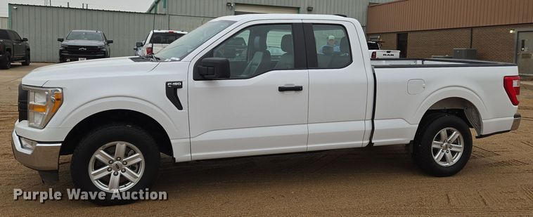 image for item EN8687 2021 Ford F150 SuperCab pickup truck