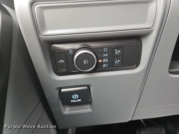 image for item EN8687 2021 Ford F150 SuperCab pickup truck