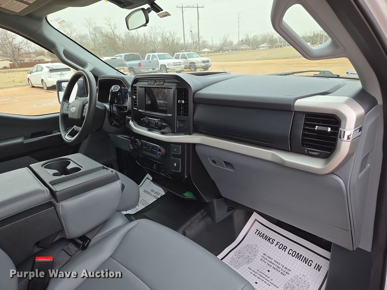 image for item EN8687 2021 Ford F150 SuperCab pickup truck