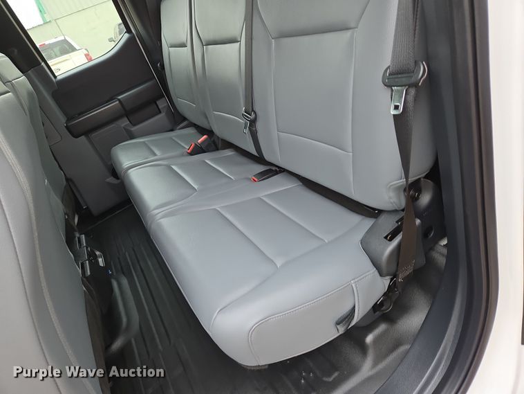 image for item EN8687 2021 Ford F150 SuperCab pickup truck