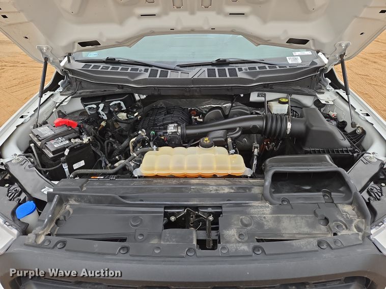 image for item EN8687 2021 Ford F150 SuperCab pickup truck