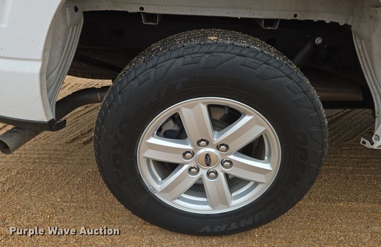 image for item EN8687 2021 Ford F150 SuperCab pickup truck