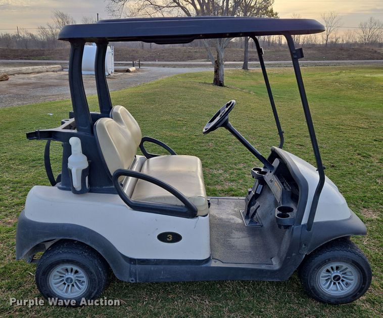 image for item EN8777 2017 Club Car Precedent i2 Electric ERIC golf cart