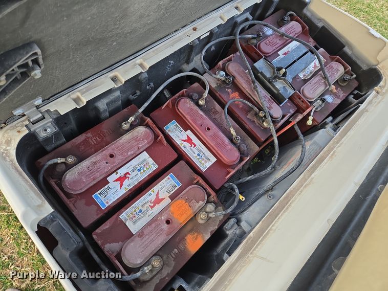 image for item EN8777 2017 Club Car Precedent i2 Electric ERIC golf cart