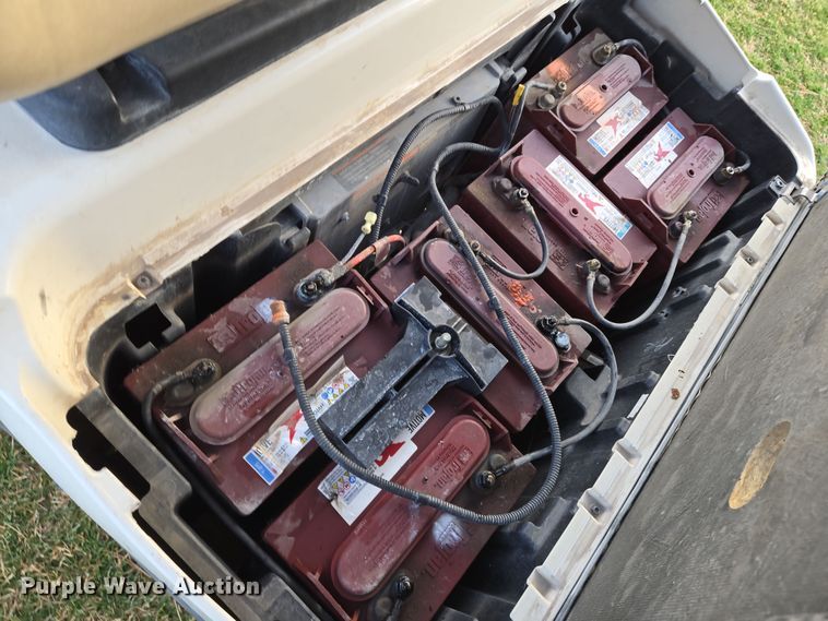 image for item EN8777 2017 Club Car Precedent i2 Electric ERIC golf cart