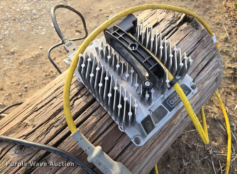 image for item EN8777 2017 Club Car Precedent i2 Electric ERIC golf cart