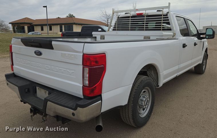 image for item EN8801 2021 Ford F250 Super Duty XL Crew Cab pickup truck