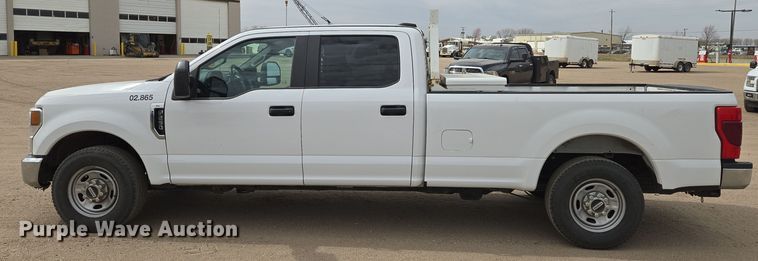 image for item EN8801 2021 Ford F250 Super Duty XL Crew Cab pickup truck