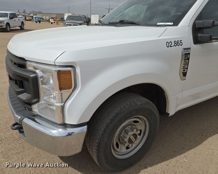 image for item EN8801 2021 Ford F250 Super Duty XL Crew Cab pickup truck