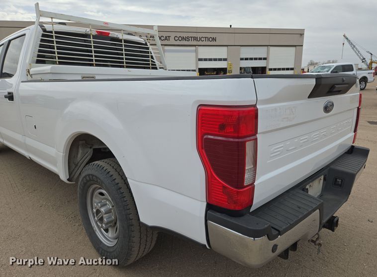 image for item EN8801 2021 Ford F250 Super Duty XL Crew Cab pickup truck