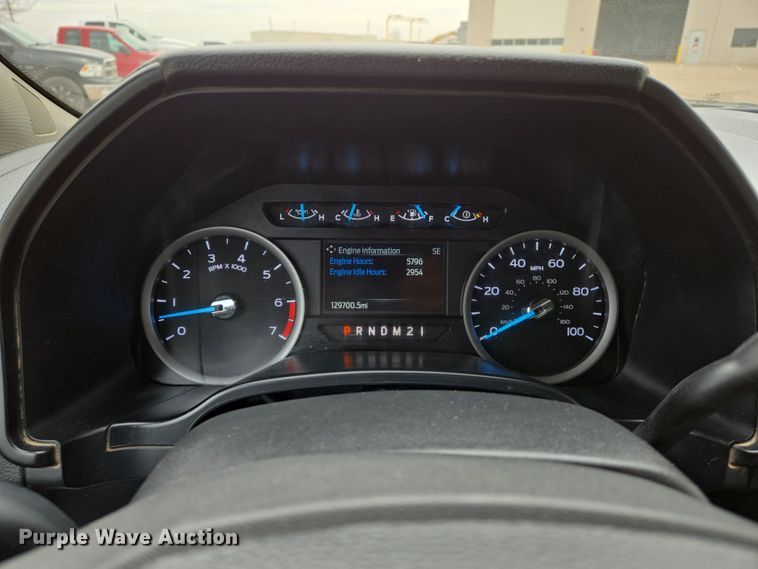 image for item EN8801 2021 Ford F250 Super Duty XL Crew Cab pickup truck