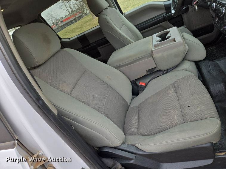 image for item EN8801 2021 Ford F250 Super Duty XL Crew Cab pickup truck