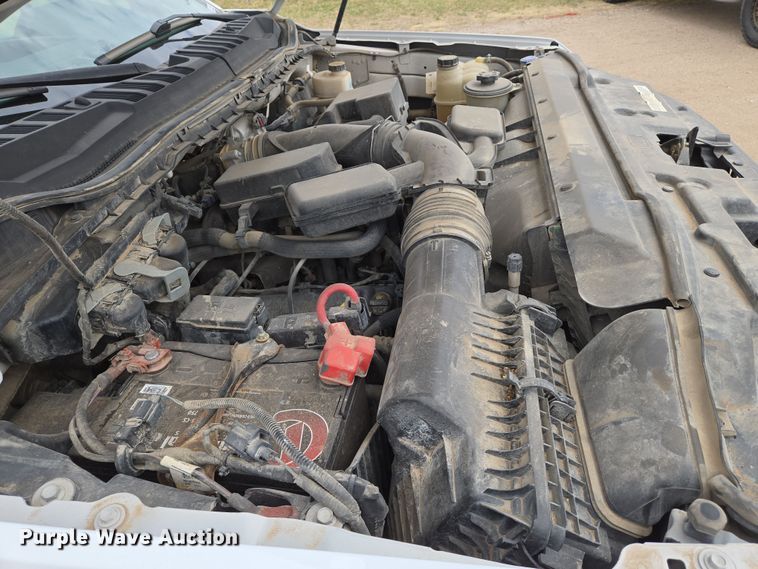 image for item EN8801 2021 Ford F250 Super Duty XL Crew Cab pickup truck