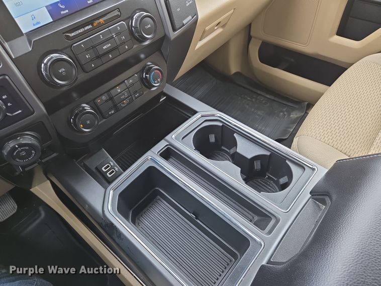 image for item EN8802 2019 Ford F150 XLT SuperCrew pickup truck