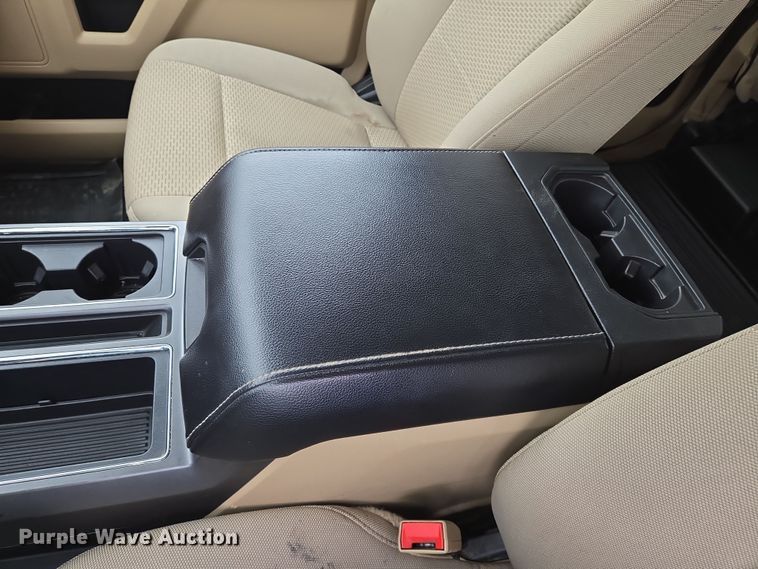 image for item EN8802 2019 Ford F150 XLT SuperCrew pickup truck