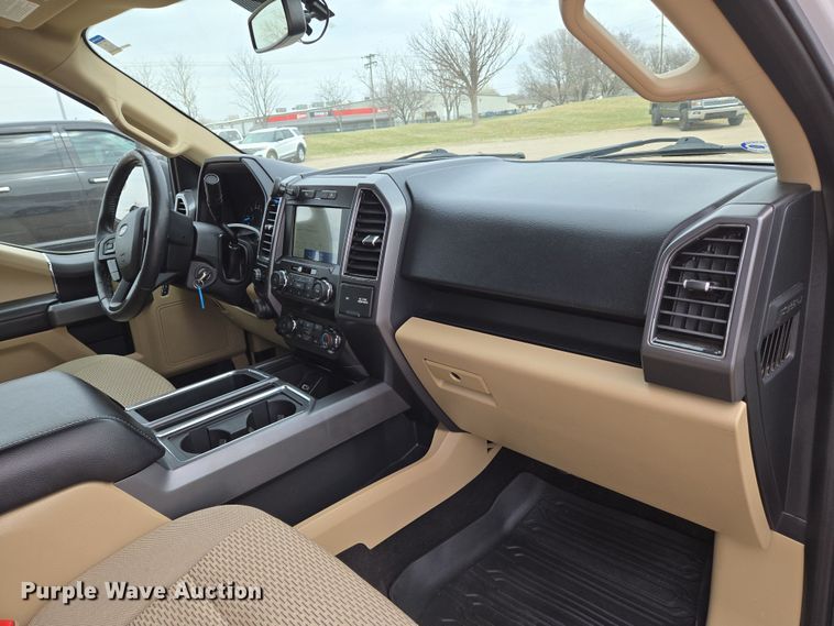 image for item EN8802 2019 Ford F150 XLT SuperCrew pickup truck