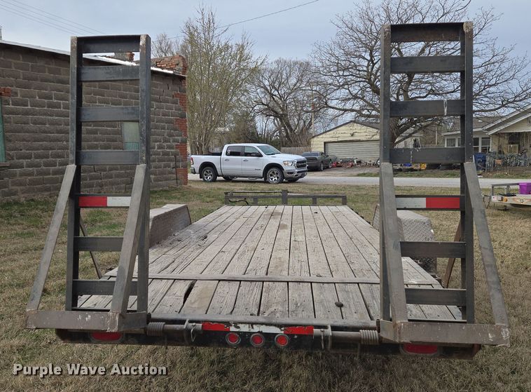 image for item EN8820 2005 PJ equipment trailer