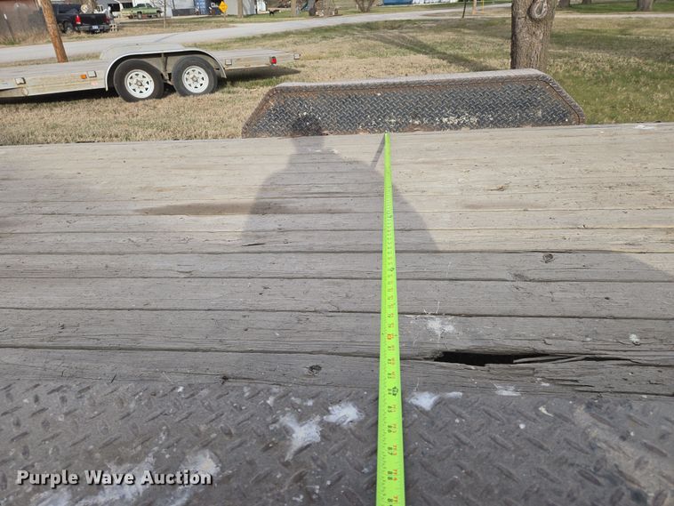 image for item EN8820 2005 PJ equipment trailer