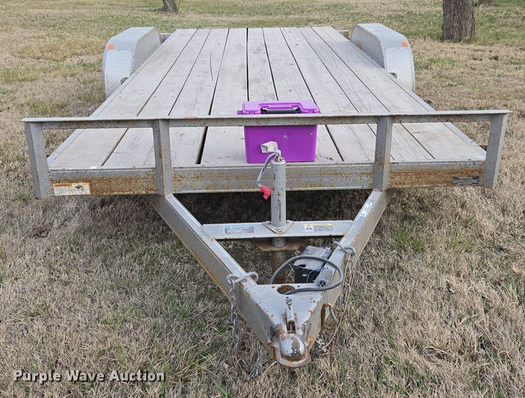 image for item EN8821 2005 H&H  equipment trailer