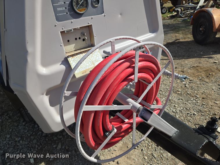 image for item EN8834 Ingersoll Rand 100 air compressor