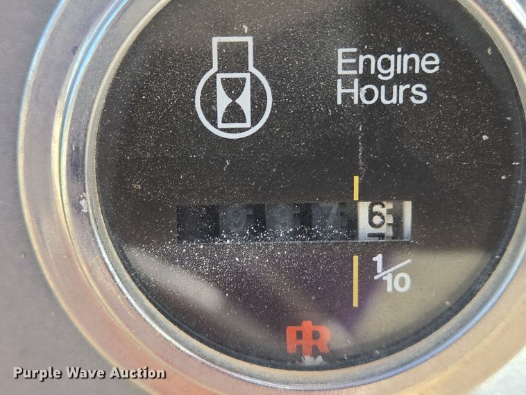 image for item EN8834 Ingersoll Rand 100 air compressor