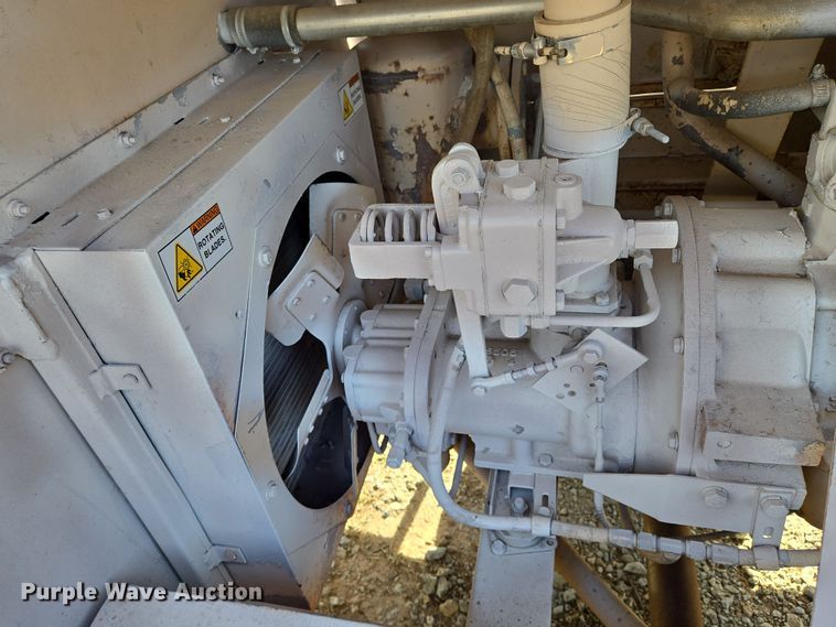 image for item EN8834 Ingersoll Rand 100 air compressor