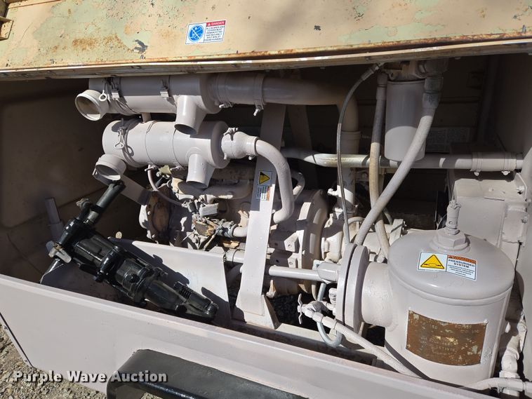 image for item EN8834 Ingersoll Rand 100 air compressor