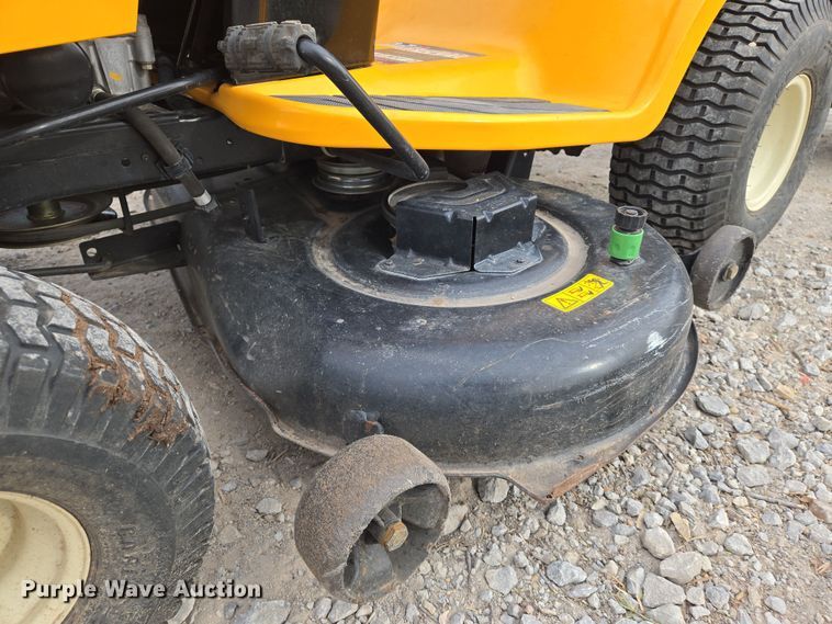 image for item EN8844 2015 Cub Cadet XT1 Enduro Series lawn mower