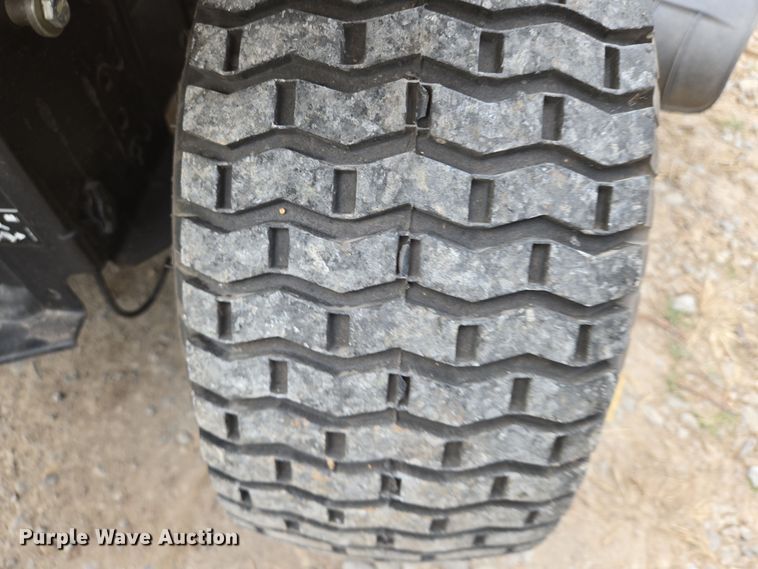 image for item EN8844 2015 Cub Cadet XT1 Enduro Series lawn mower