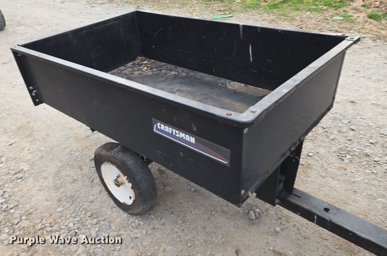 image for item EN8844 2015 Cub Cadet XT1 Enduro Series lawn mower