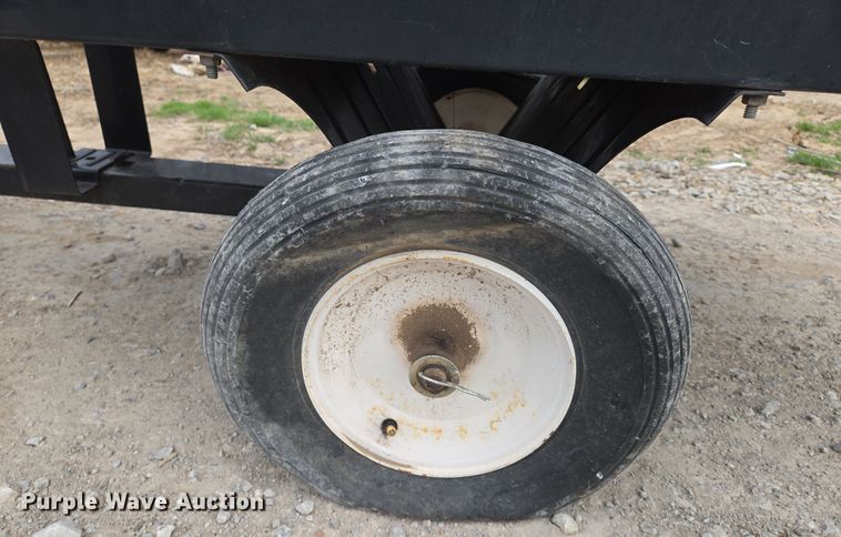 image for item EN8844 2015 Cub Cadet XT1 Enduro Series lawn mower