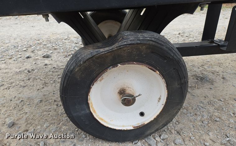 image for item EN8844 2015 Cub Cadet XT1 Enduro Series lawn mower