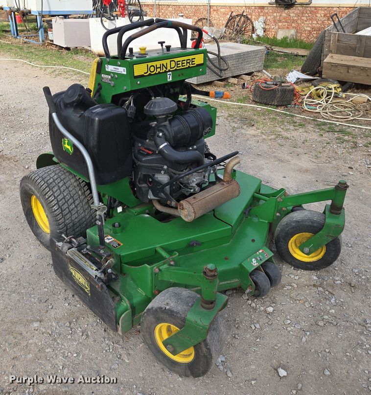 image for item EN8846 2015 John Deere 652B lawn mower