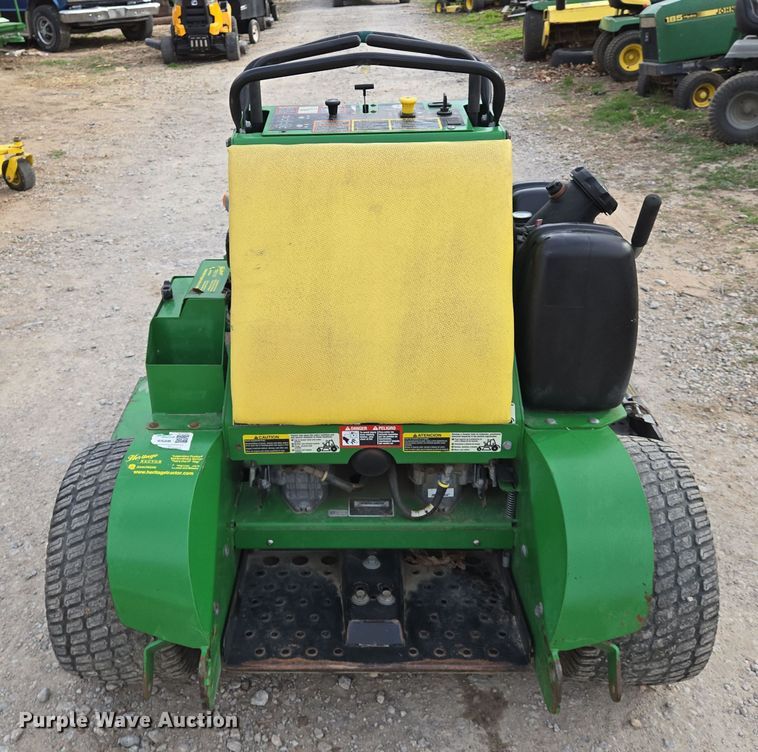 image for item EN8846 2015 John Deere 652B lawn mower