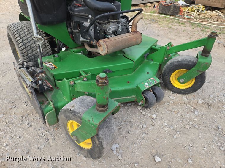 image for item EN8846 2015 John Deere 652B lawn mower