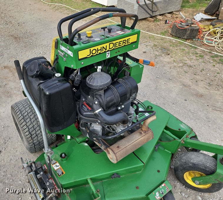 image for item EN8846 2015 John Deere 652B lawn mower