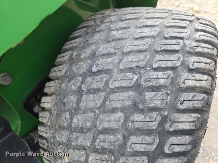 image for item EN8846 2015 John Deere 652B lawn mower