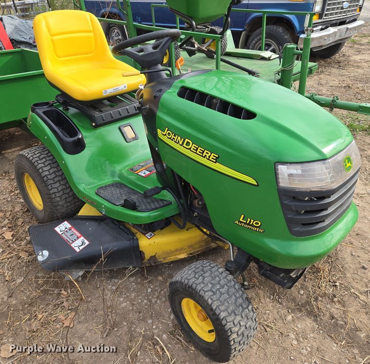 image for item EN8847 John Deere L110A lawn mower