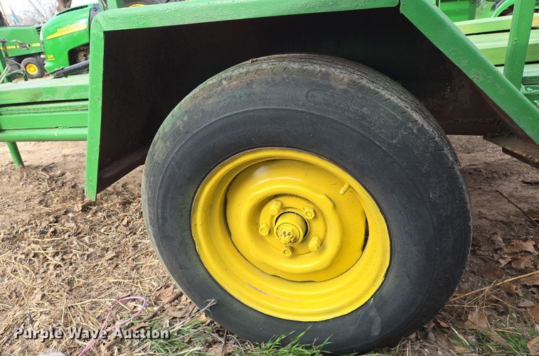 image for item EN8847 John Deere L110A lawn mower