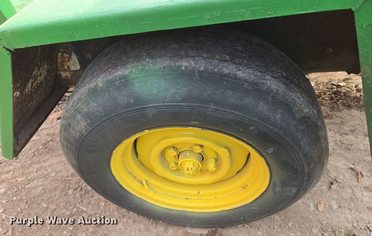 image for item EN8847 John Deere L110A lawn mower