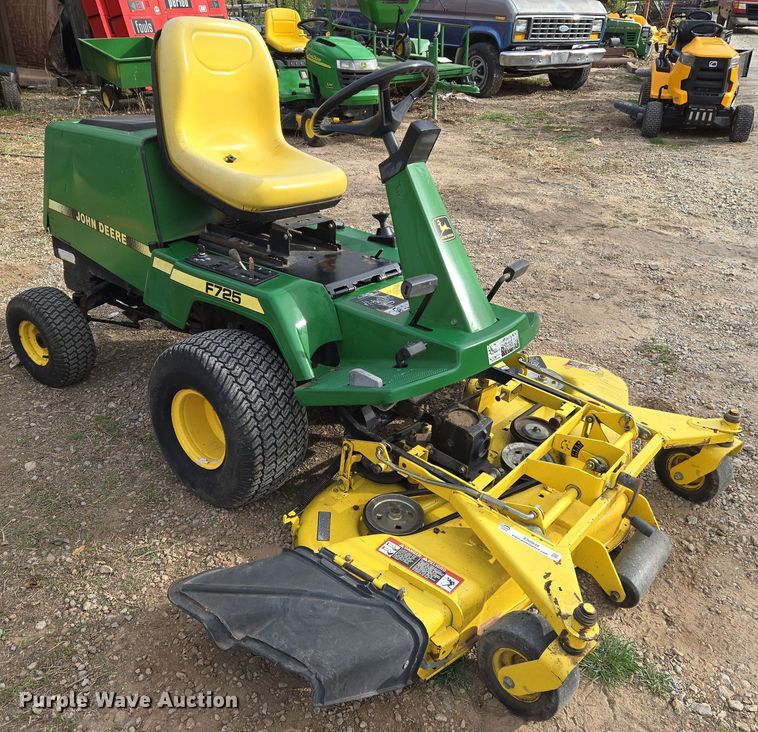 image for item EN8848 1991 John Deere F725 lawn mower