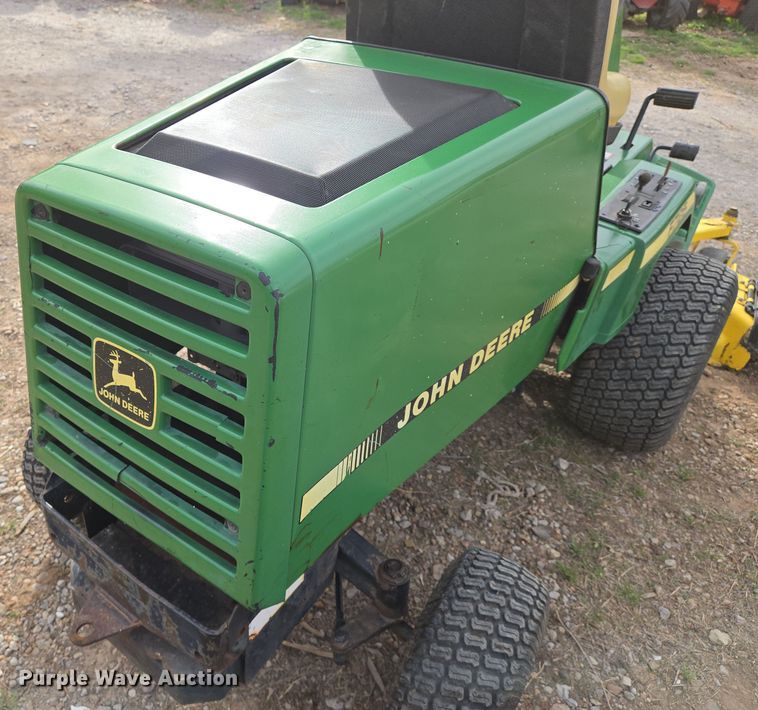 image for item EN8848 1991 John Deere F725 lawn mower