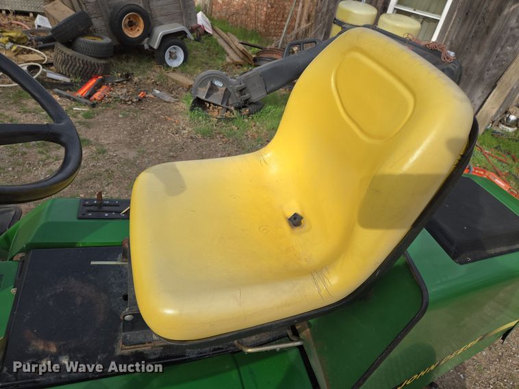 image for item EN8848 1991 John Deere F725 lawn mower