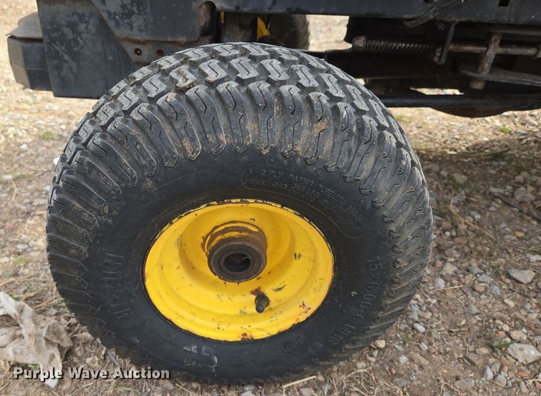 image for item EN8848 1991 John Deere F725 lawn mower